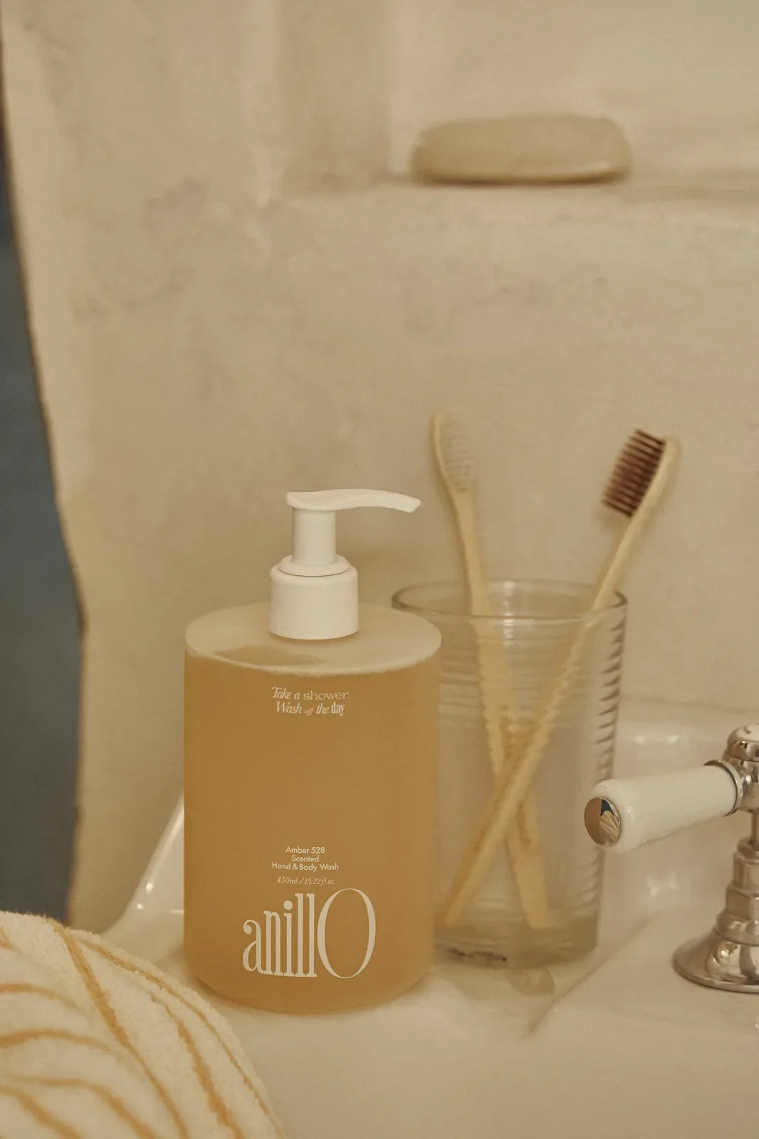 anillO Amber528 Scented Hand & Body Wash